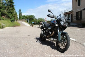Moto Guzzi Stelvio 1200 by derstandard.at Gianluca Wallisch